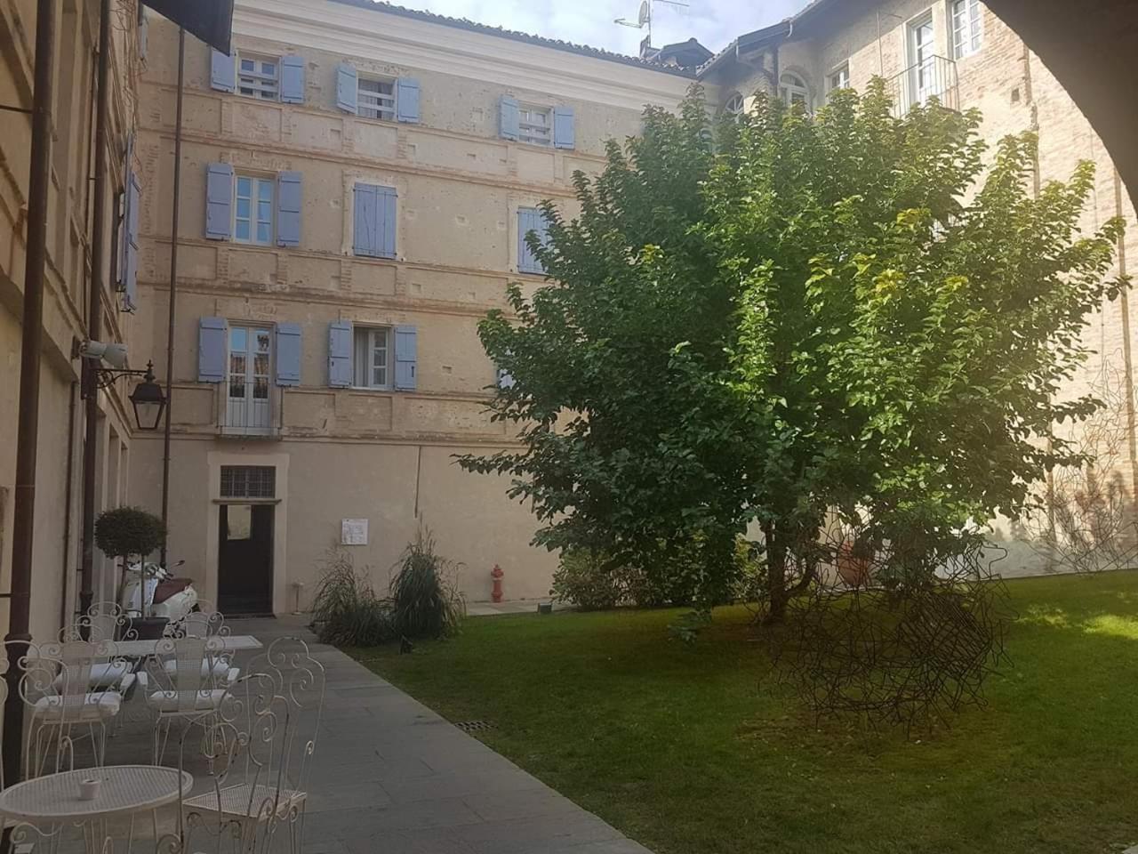 Antico Borgo Hotel Cuneo Eksteriør billede