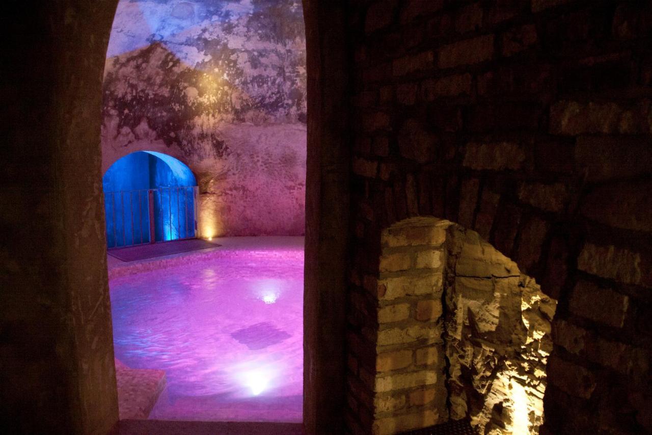 Antico Borgo Hotel Cuneo Eksteriør billede