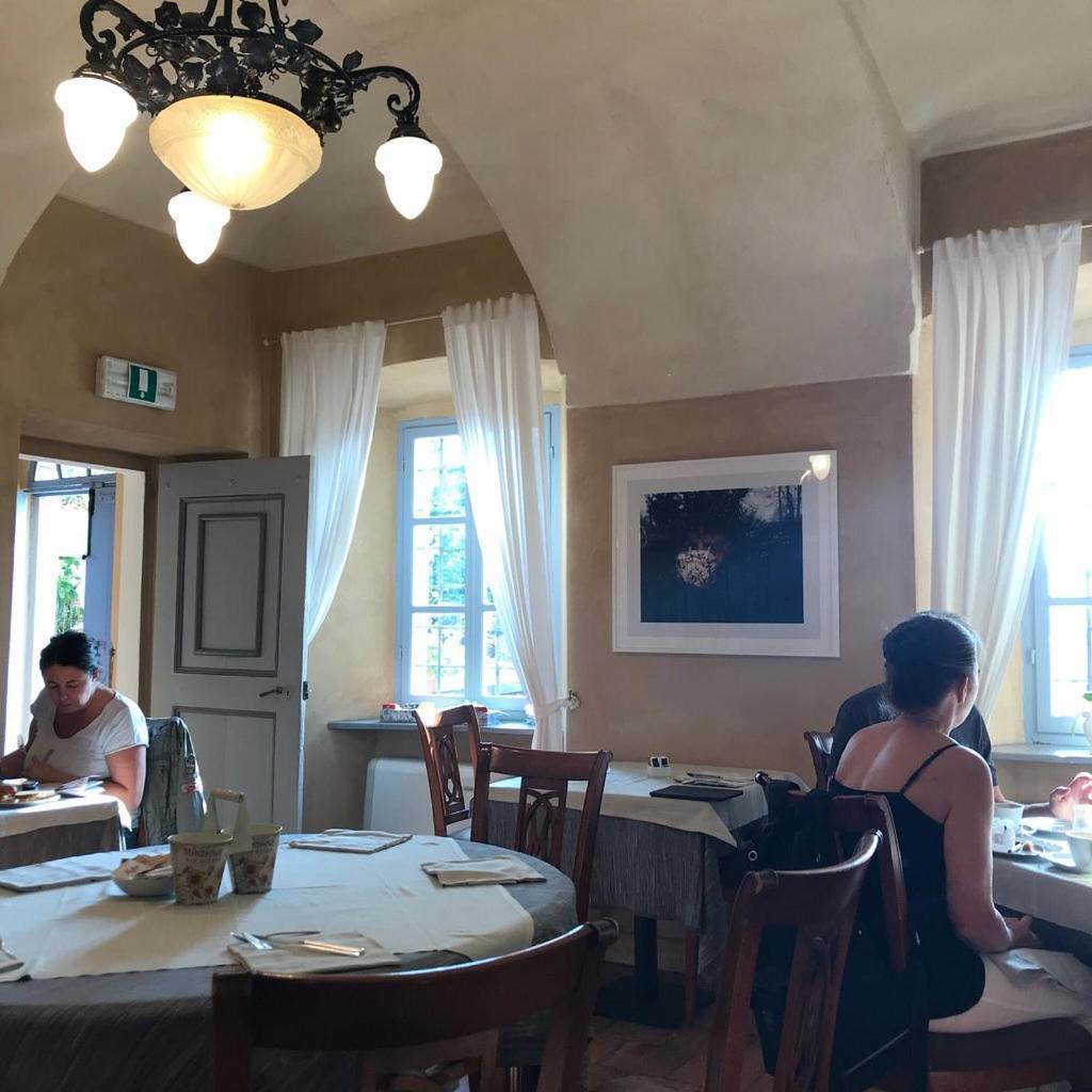 Antico Borgo Hotel Cuneo Eksteriør billede