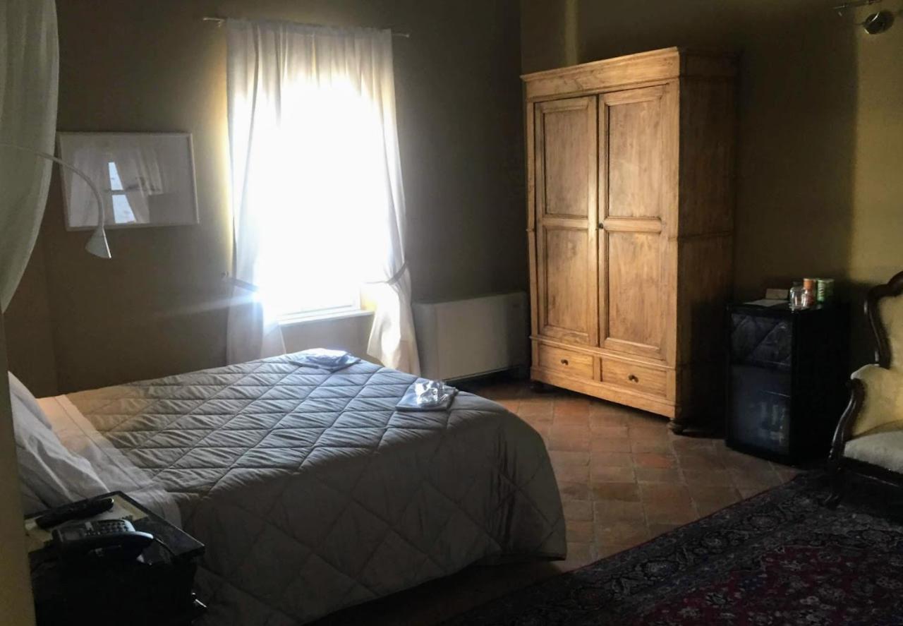 Antico Borgo Hotel Cuneo Eksteriør billede